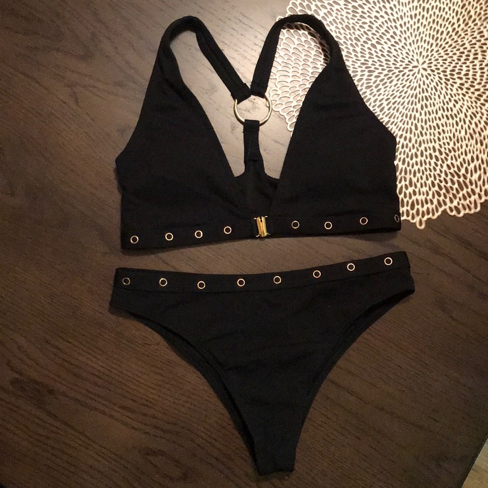 Brand new ribbed bikini